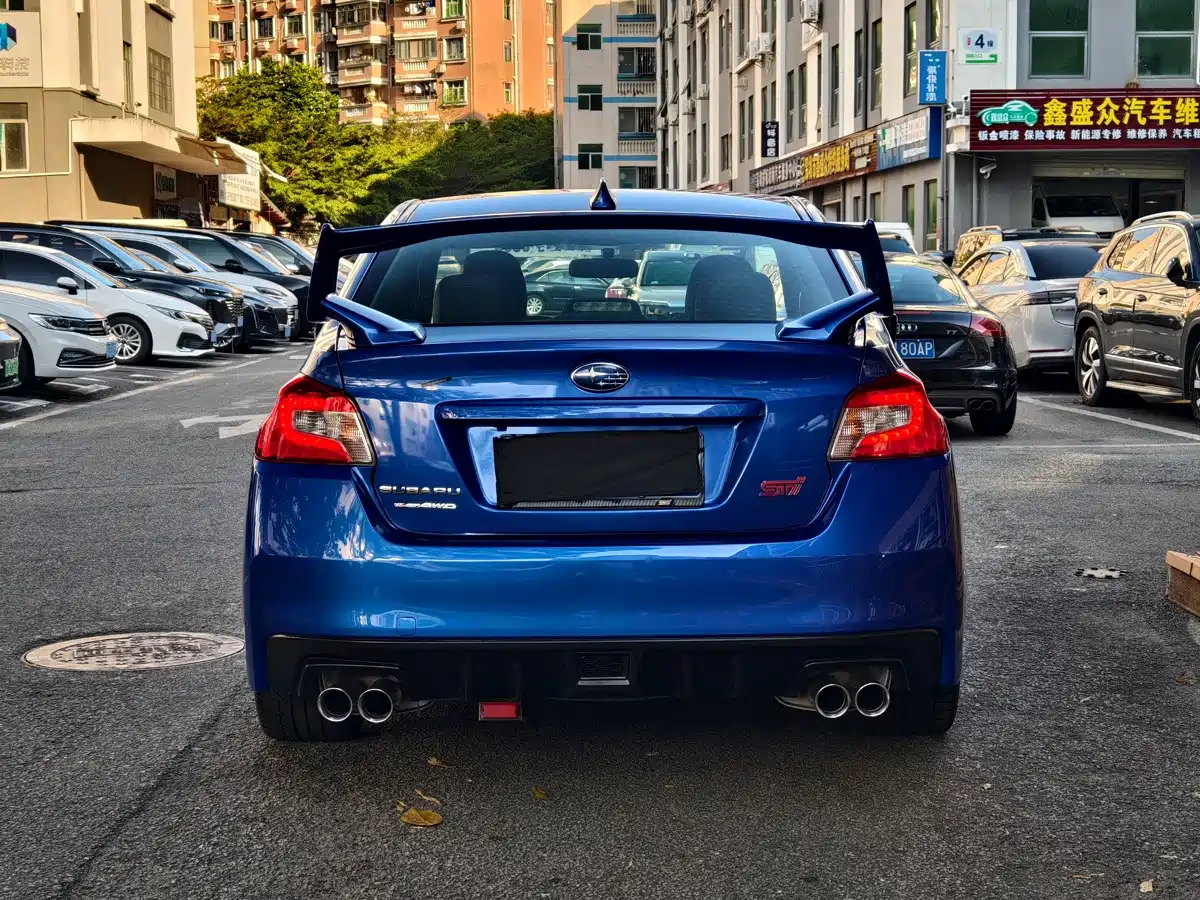 Фото 5 - Subaru WRX