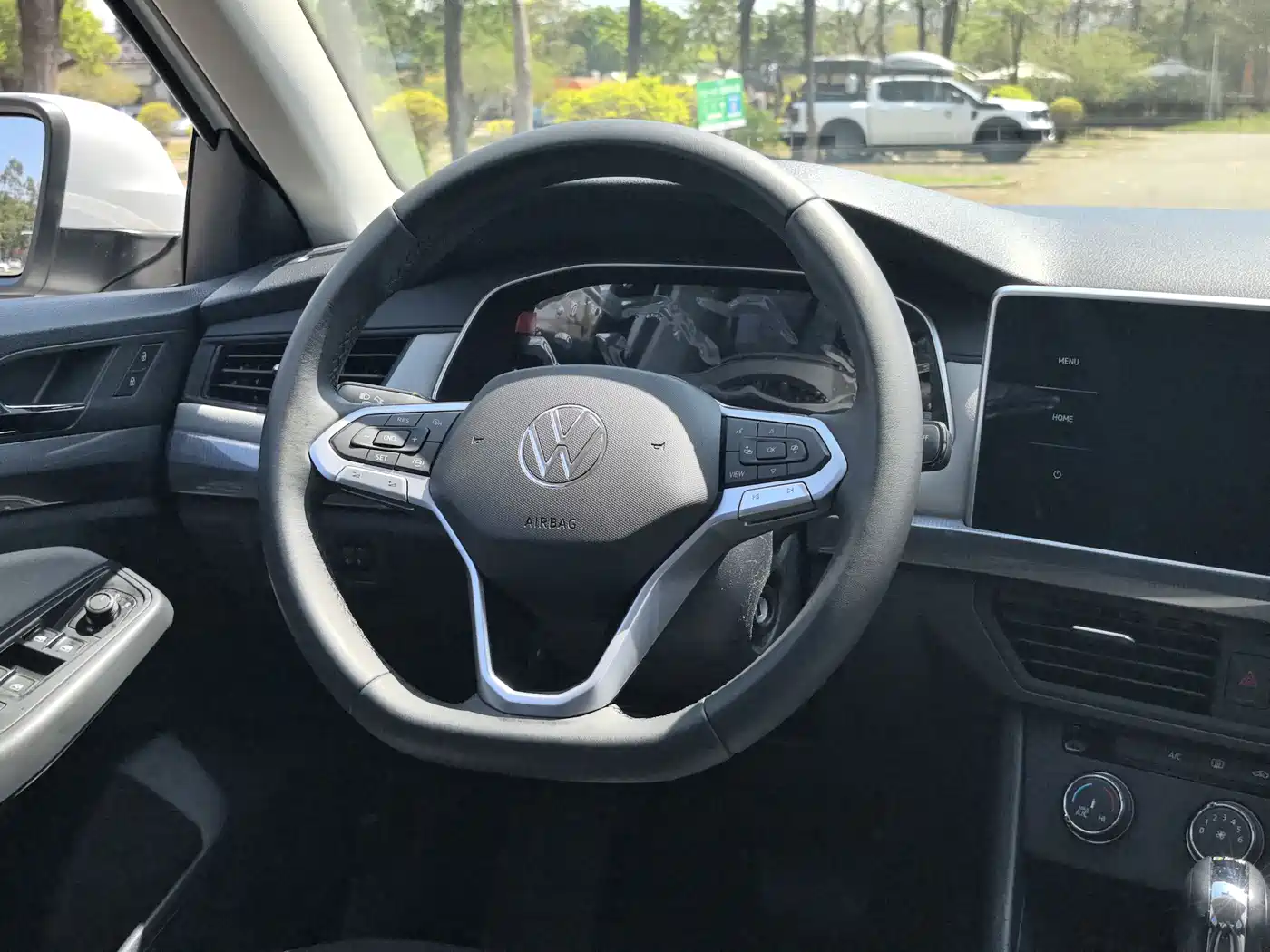 Volkswagen Bora 2023 200TSI DSG Comfort Edition фото 16