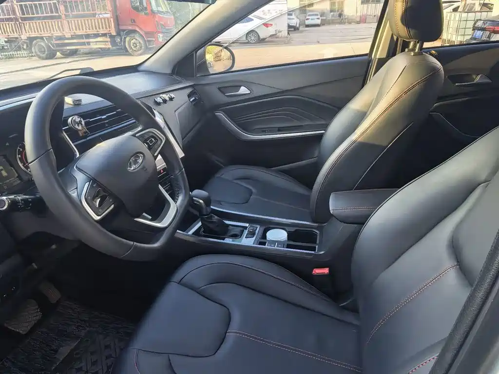 Фото 14 - Chery Tiggo 3x