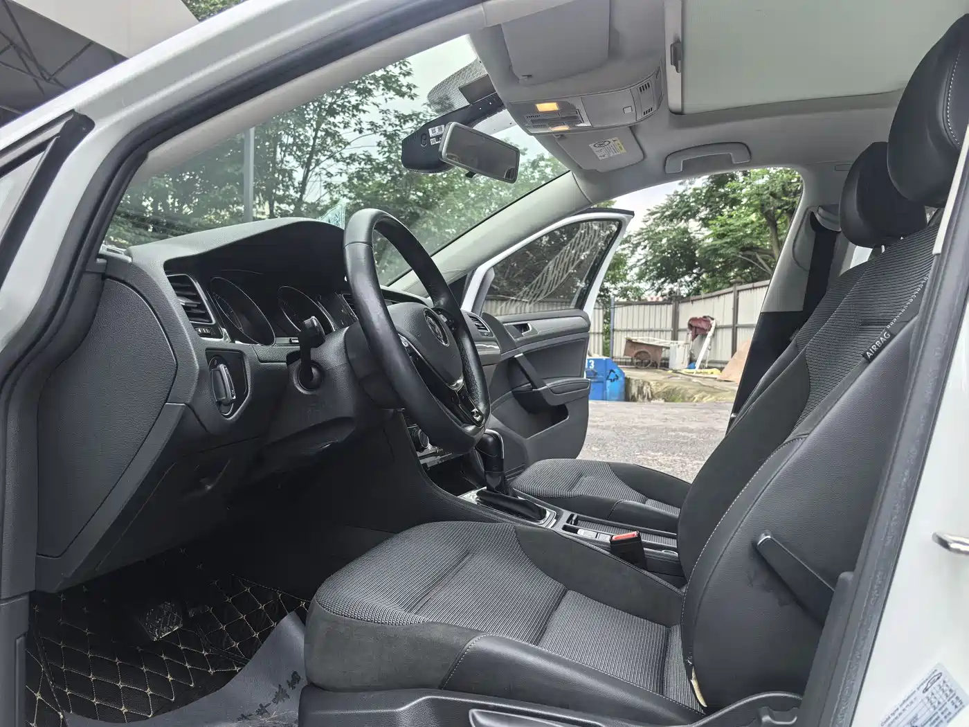 Volkswagen Golf 2020 280TSI DSG Comfort фото 11