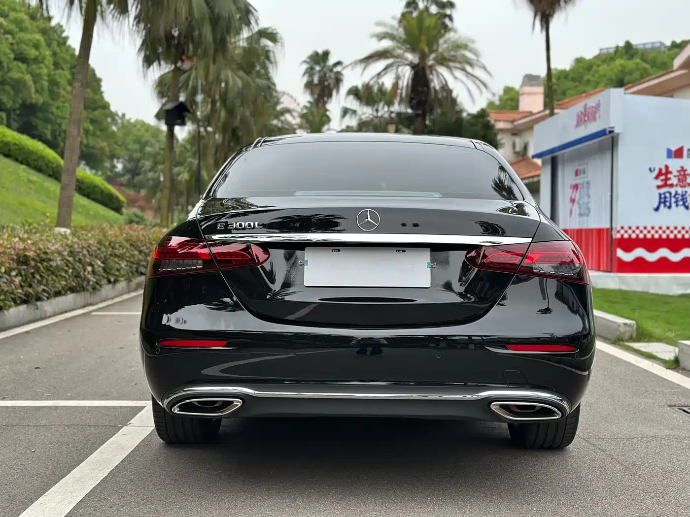 Mercedes-Benz E-Class 2023 E 300 L Luxury фото 14