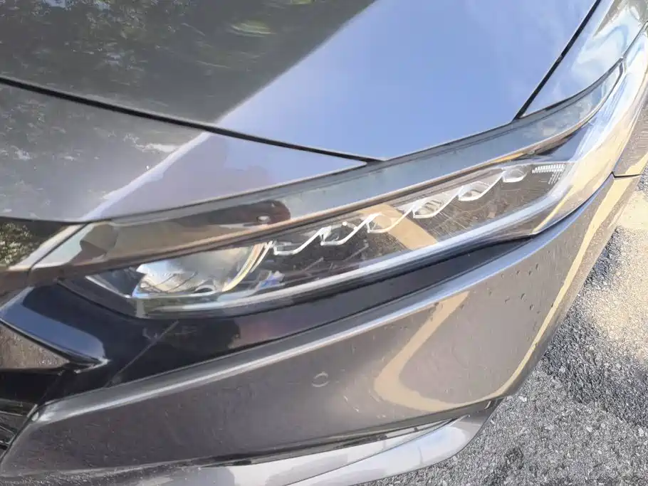 Фото 5 - Honda Accord