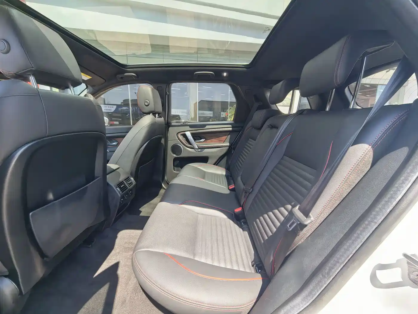 Land Rover Discovery Sport 2020 249PS R-Dynamic Performance фото 9
