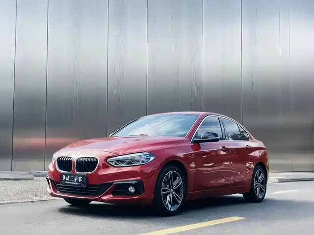 BMW 1 SERIES