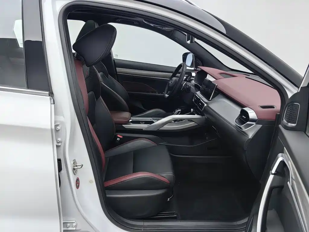 Geely Binyue 2019 2019 Sport 260T DCT Battle China VI
