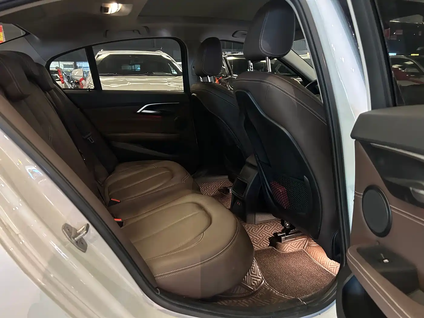 BMW 1 Series 2020 Model 120i M Sport Package фото 8