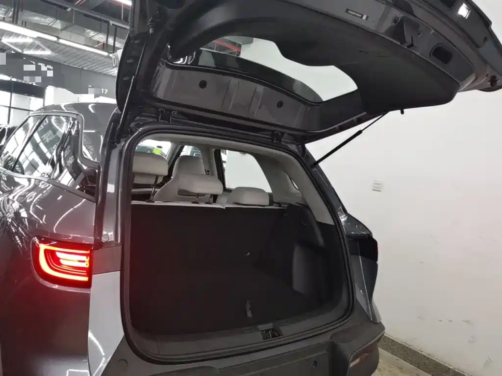 BYD Yuan UP 2025 Smart Drive Edition 401KM Vitality Version фото 19