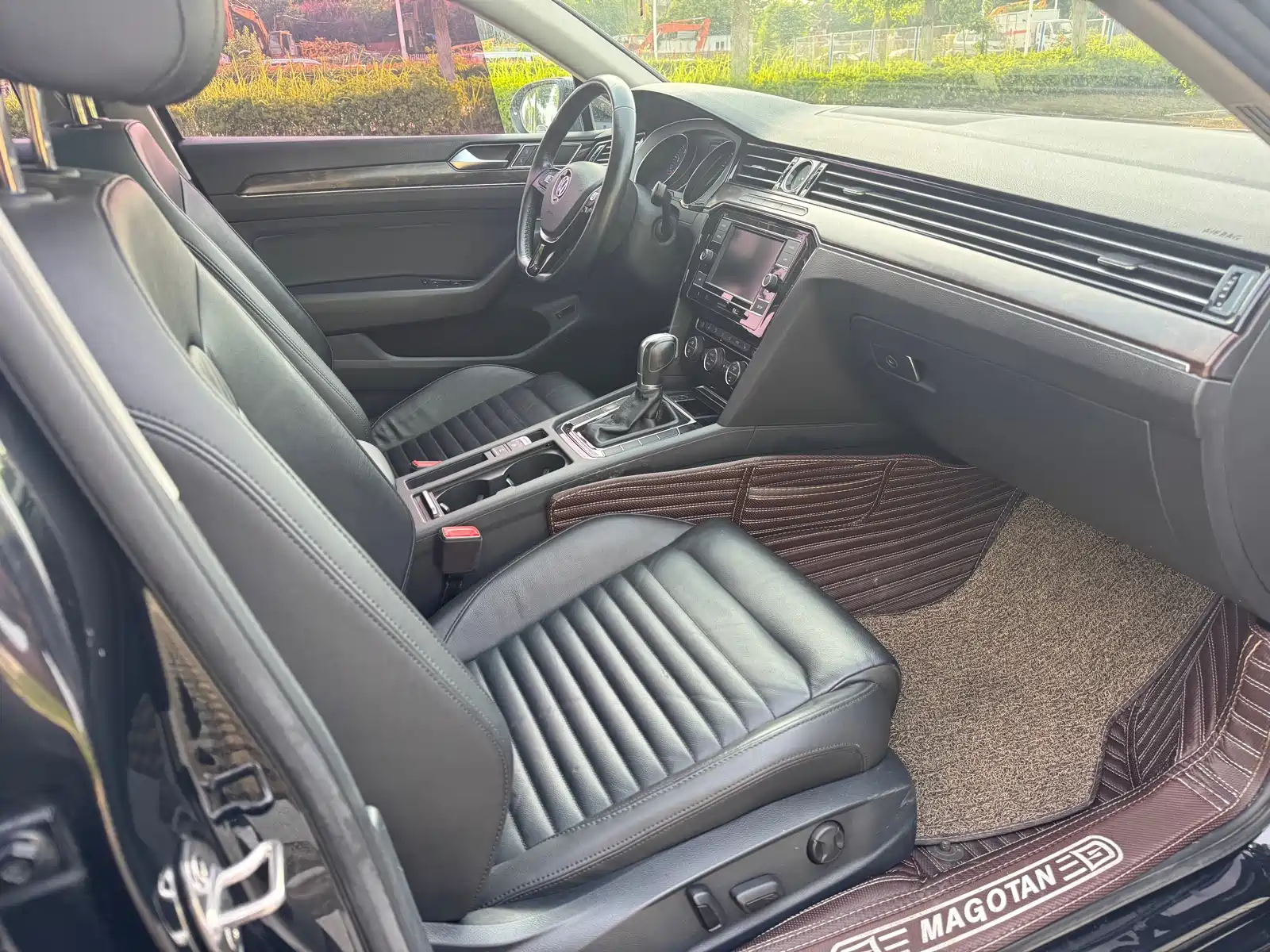 Photo 12 - Volkswagen Magotan