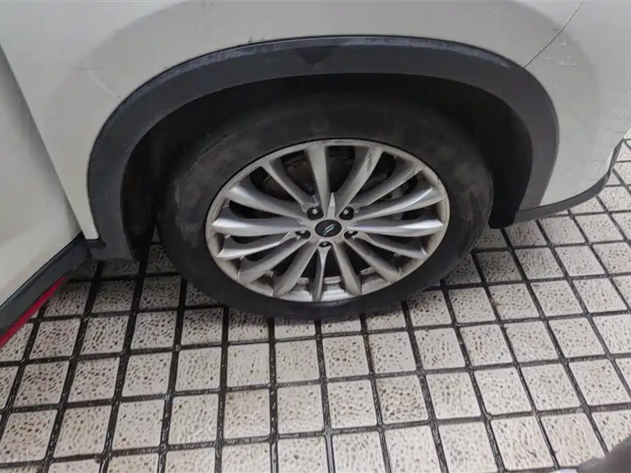 CHANGAN CHANGAN AUCHAN X7 PLUS