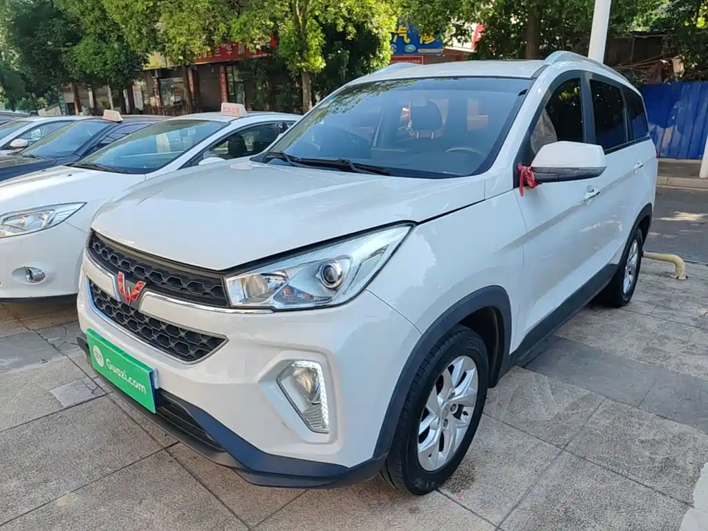 Wuling Motors Wuling Hongguang S3 2019 2018 1.5L Manual Luxury China V