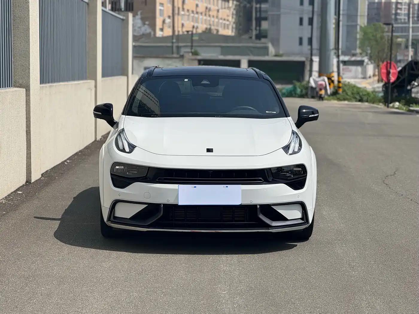Lynk & Co 02 Hatchback 2022 2.0TD Pro фото 2