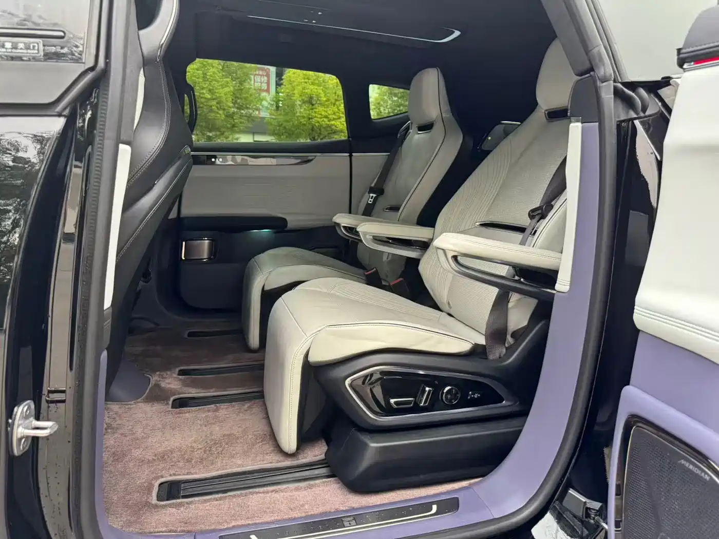 HiPhi X 2021 2021 Founder Edition 6-Seater