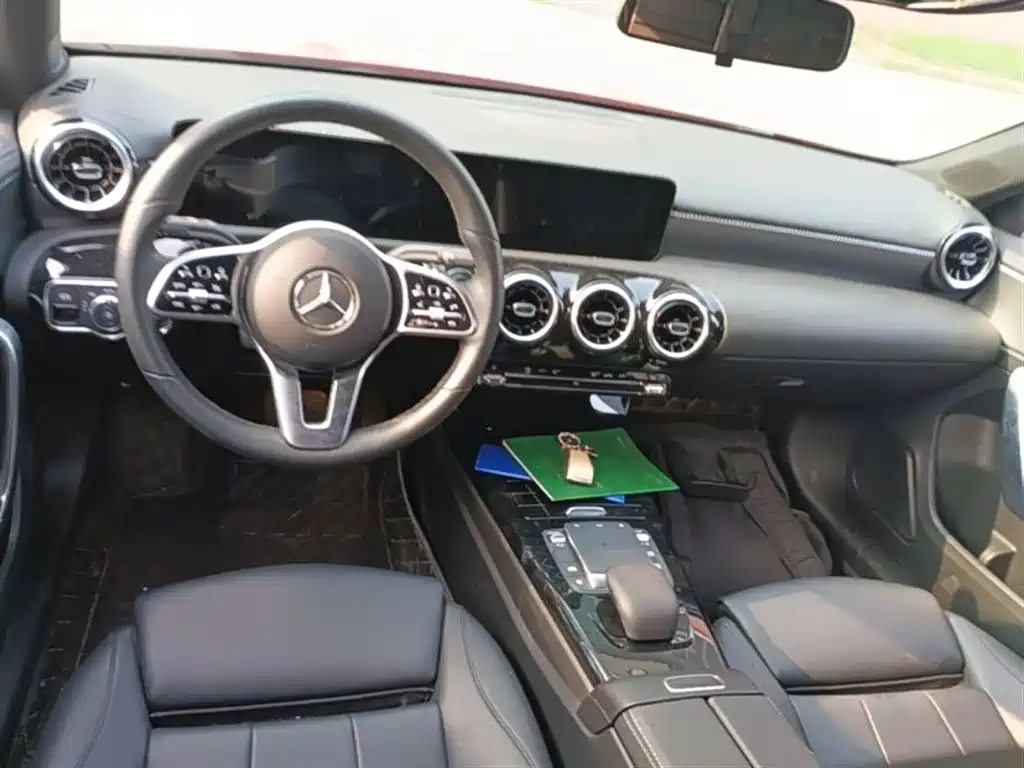 MERCEDES-BENZ CLASS A