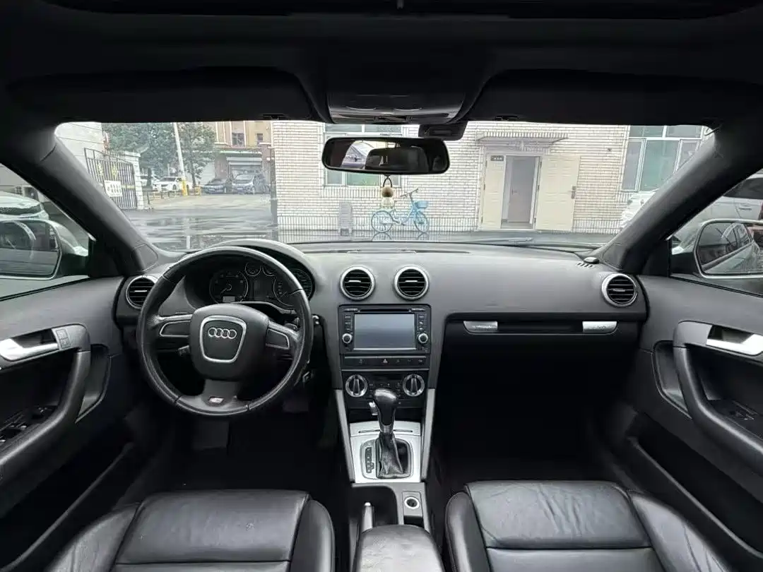 Audi A3 (Import) 2011 2010 Sportback 1.8T Luxury Model