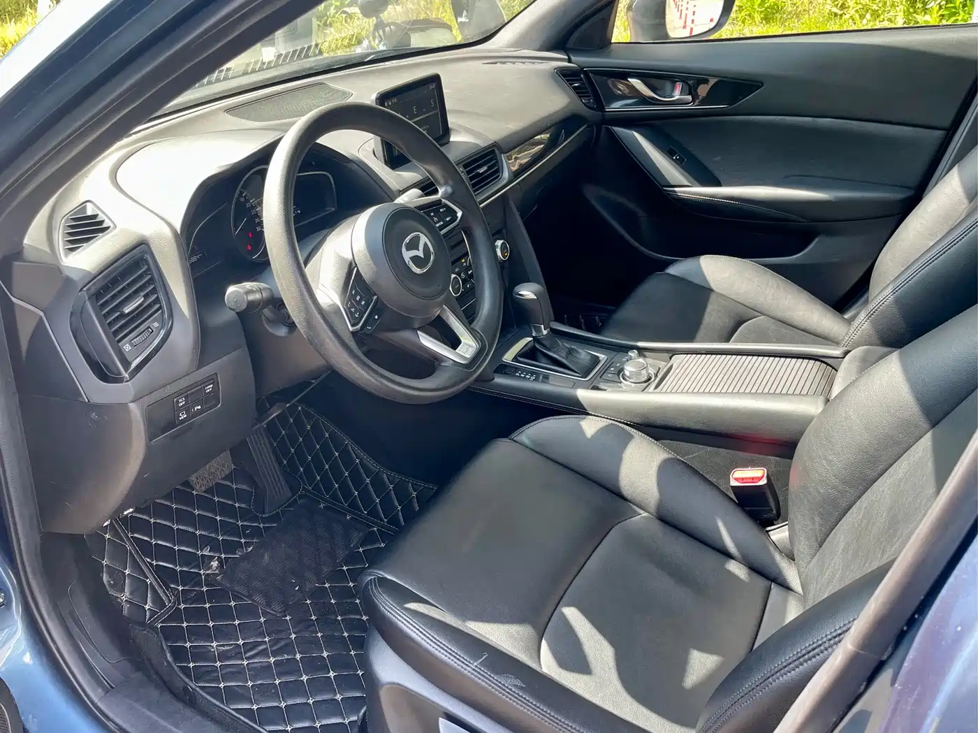 Фото 4 - Mazda CX-4