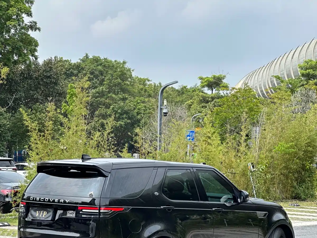 Land Rover Discovery 2019 3.0 SC V6 SE фото 13