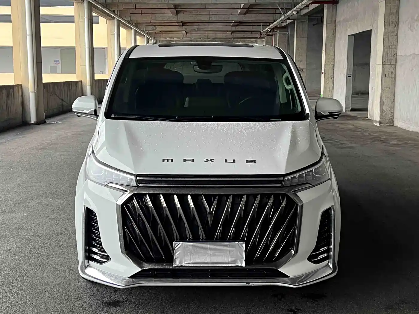 SAIC Maxus Maxus G20 2023 PLUS 2.0T Diesel Automatic Luxury Touring Edition фото 2