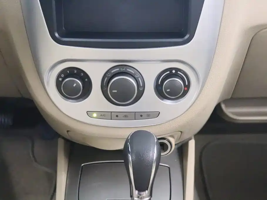 Фото 8 - Buick Excelle