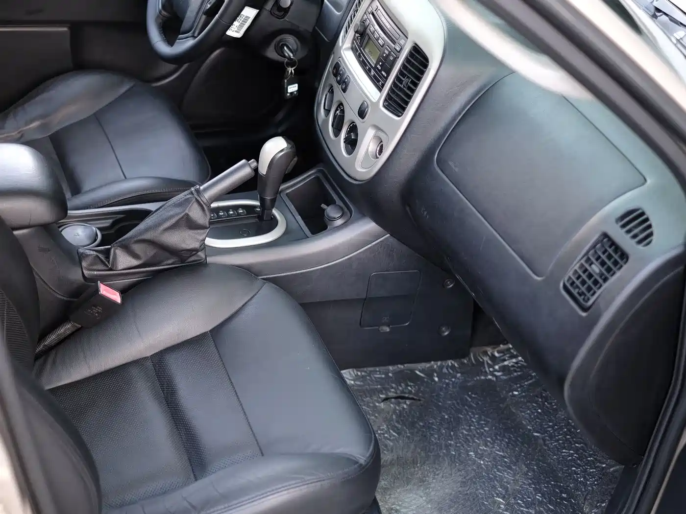 Ford Escape (Import) 2007 2005 3.0 AT