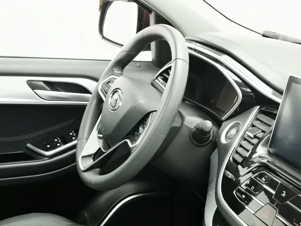 Soueast DX7 2018 2018 Prime 1.5T Manual Smart Connect Star Edition China V
