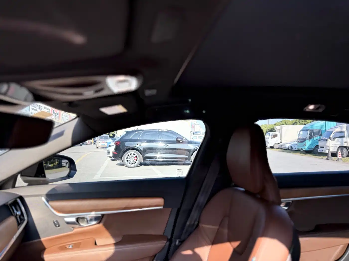 Фото 21 - Volvo S90