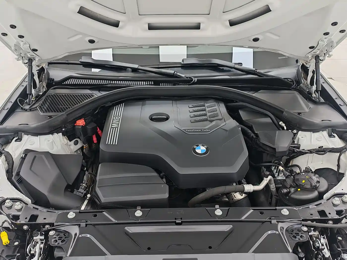 BMW 3 Series 2023 320Li M Sport Package фото 18