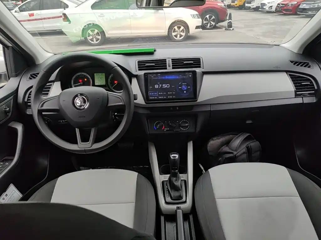 صورة 10 - Škoda Fabia