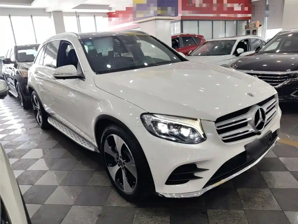 Mercedes-Benz GLC 2018 GLC 300 4MATIC Dynamic фото 4