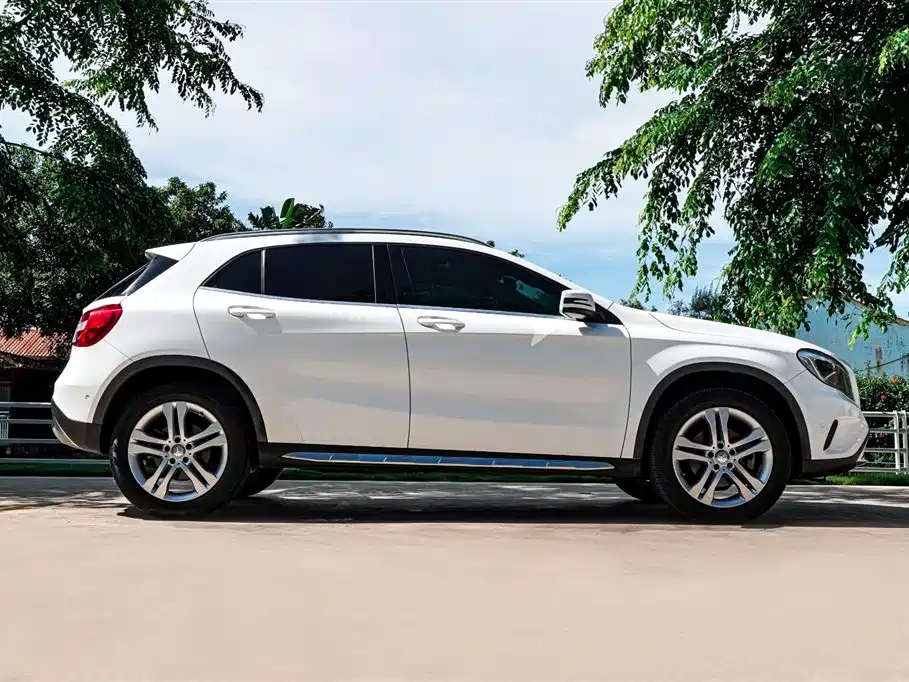 Mercedes-Benz GLA 2016 GLA 200 Dynamic фото 5