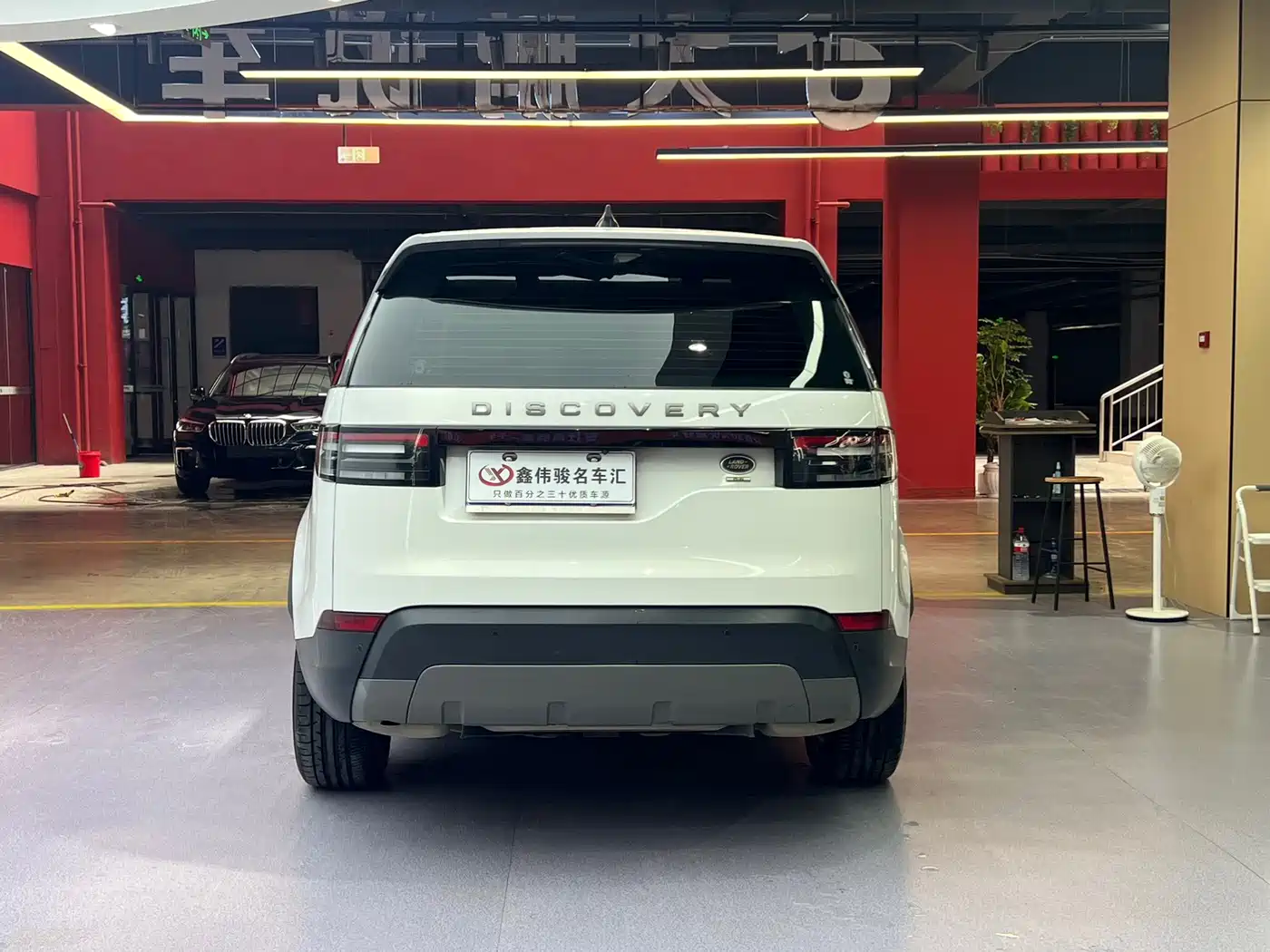 Фото 16 - Land Rover Discovery