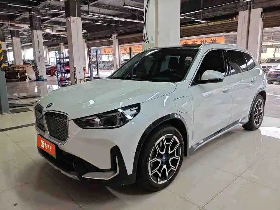 BMW iX1 2024 2023 xDrive30L X Design Package