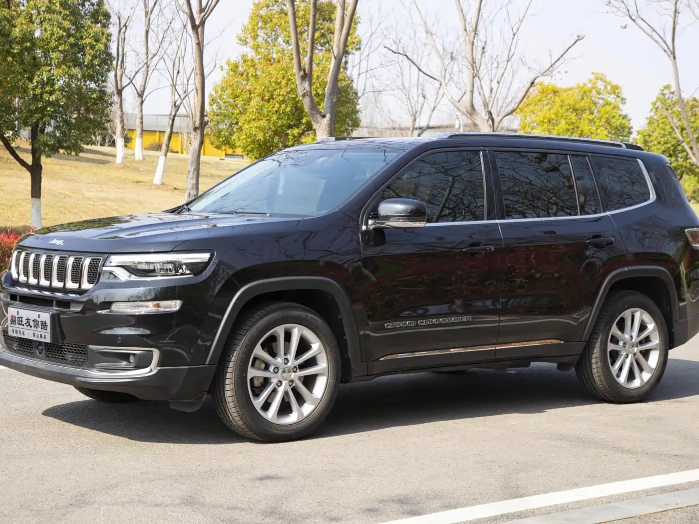 JEEP GRAND COMMANDER