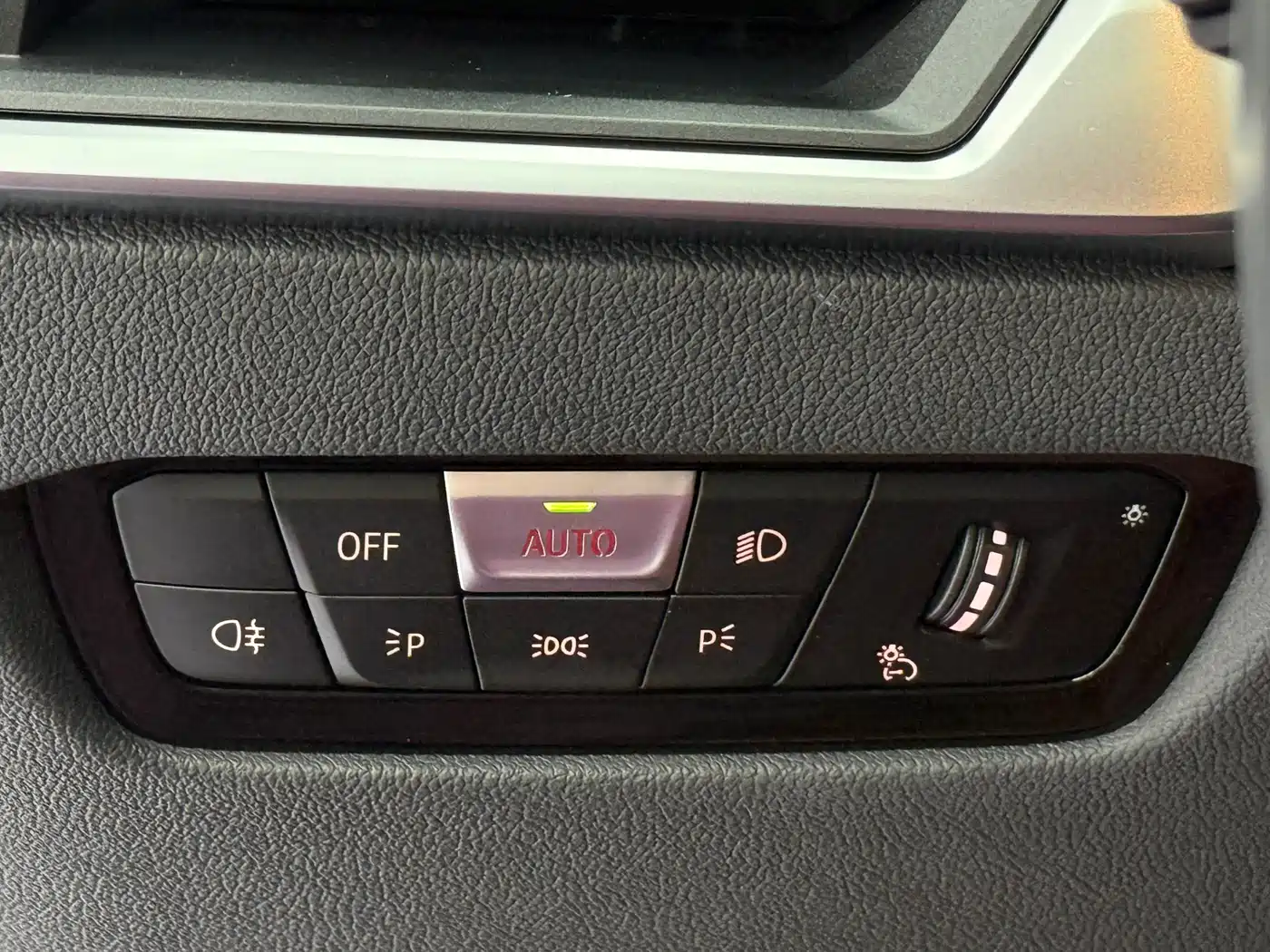 BMW 3 Series 2022 320Li M Sport Package фото 14