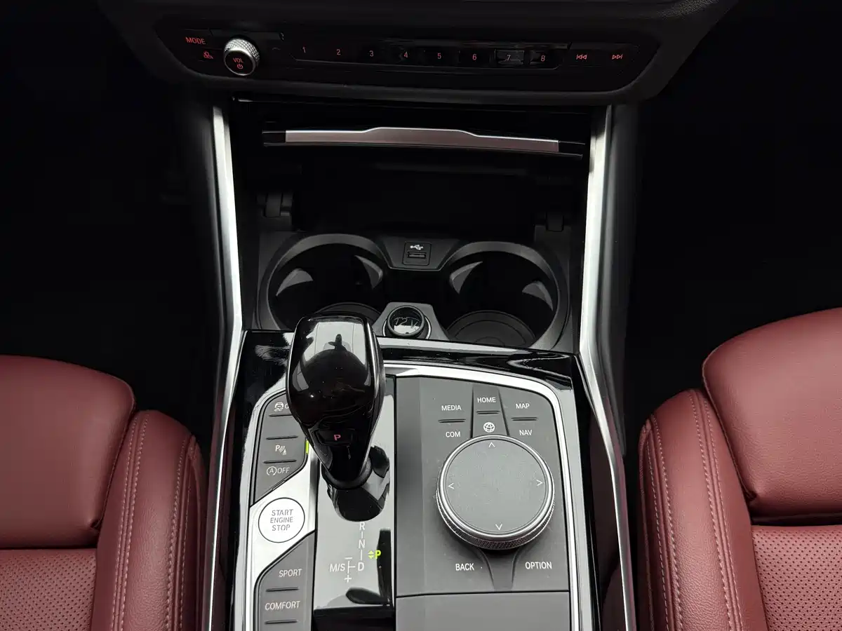 BMW 3 Series 2022 320Li M Sport Package фото 15