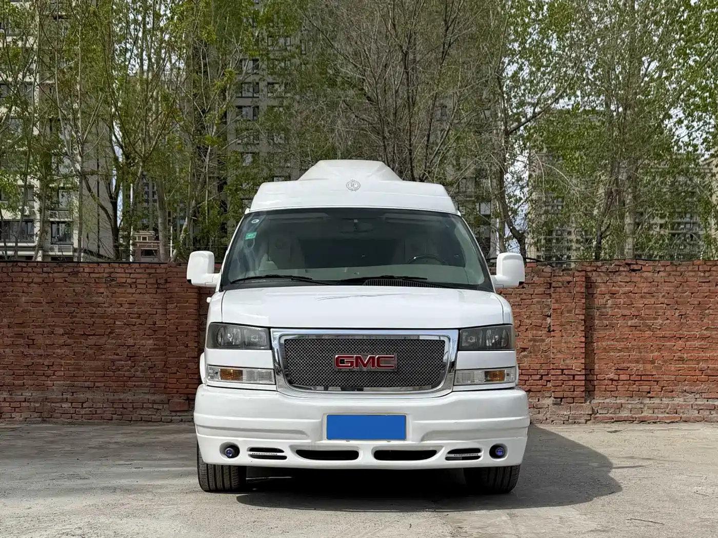 GMC Savana 2013 2013 6.0L 2500S Sport Edition 10-seater