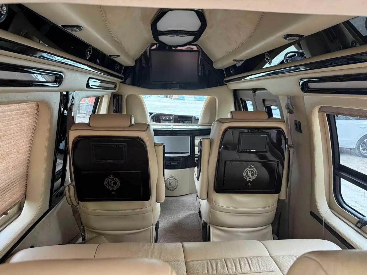 GMC Savana 2013 2013 6.0L 2500S Sport Edition 10-seater
