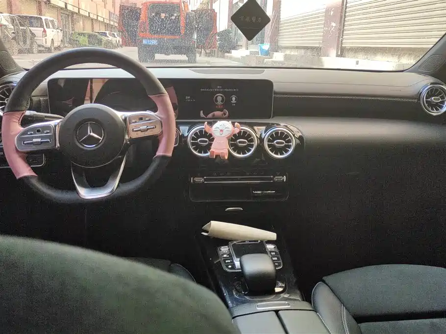 Mercedes-Benz A-Class 2020 Facelift A 200 L Sport Sedan Fashion фото 12
