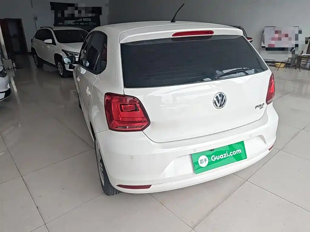 Volkswagen Polo 2016 1.6L Automatic Comfort фото 5