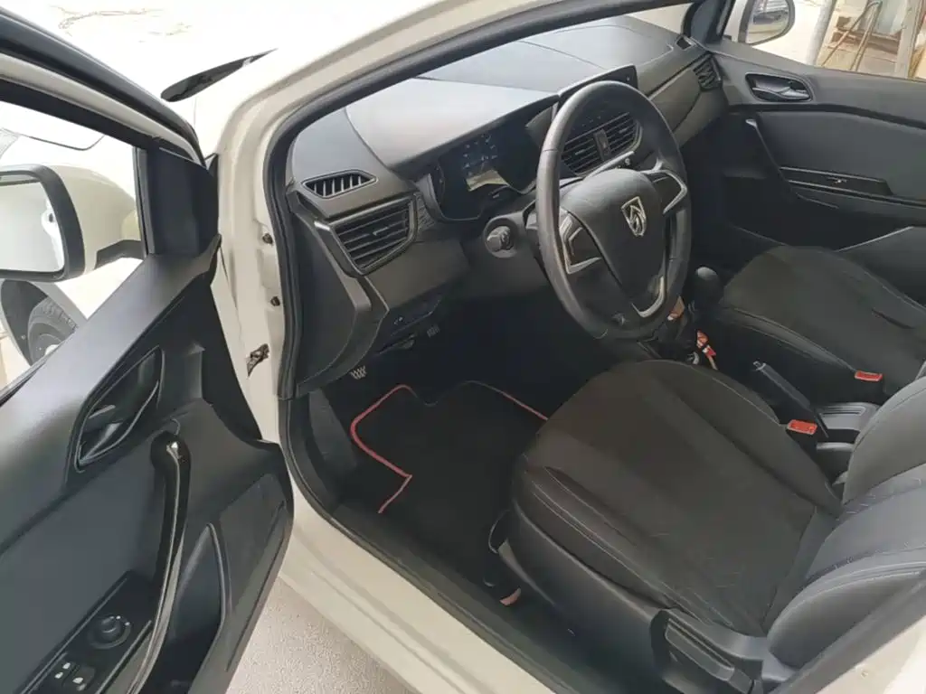 Baojun 310 2018 2016 1.2L Manual Comfort Model