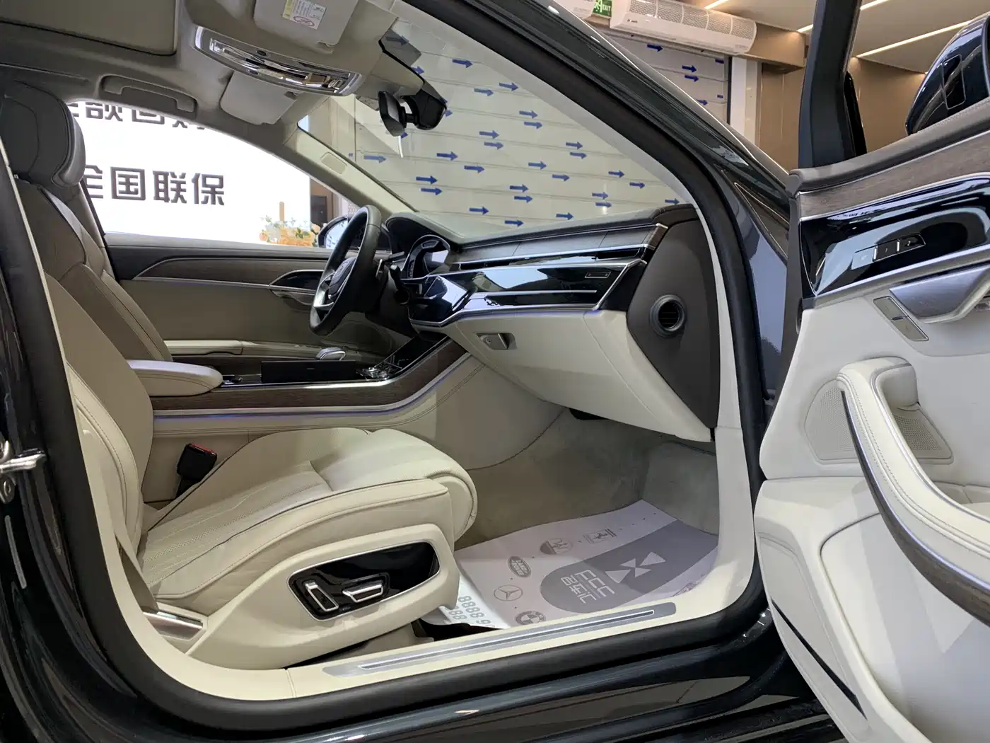 Audi A8 2023 A8L 55 TFSI quattro Flagship фото 26