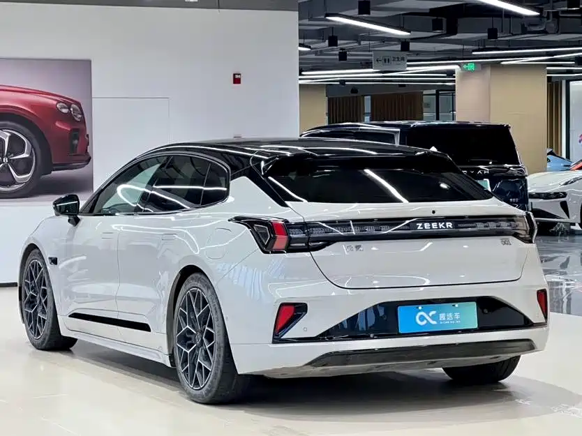 ZEEKR EXTREME KRYPTON 001