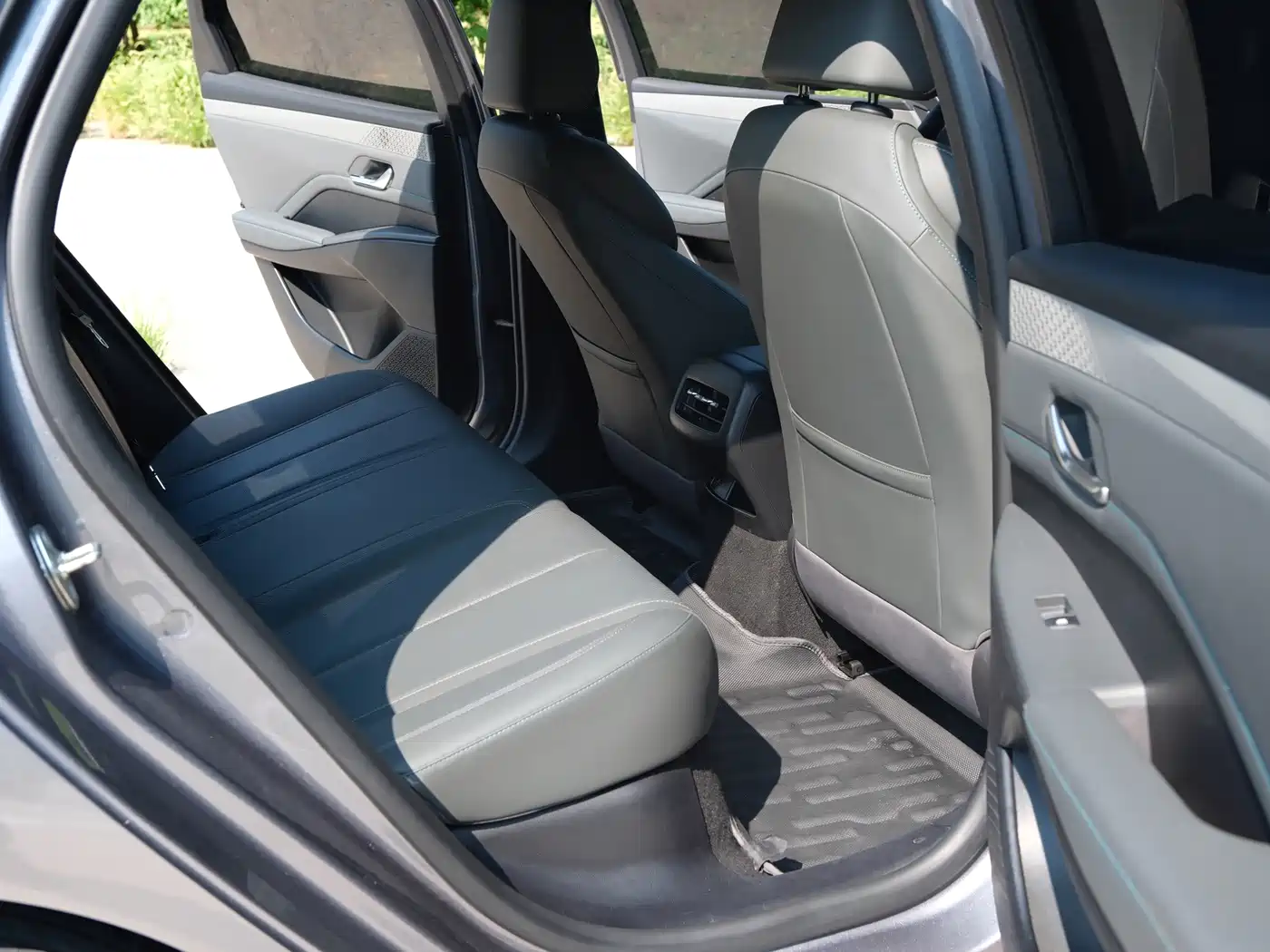 Фото 9 - BYD Qin PLUS