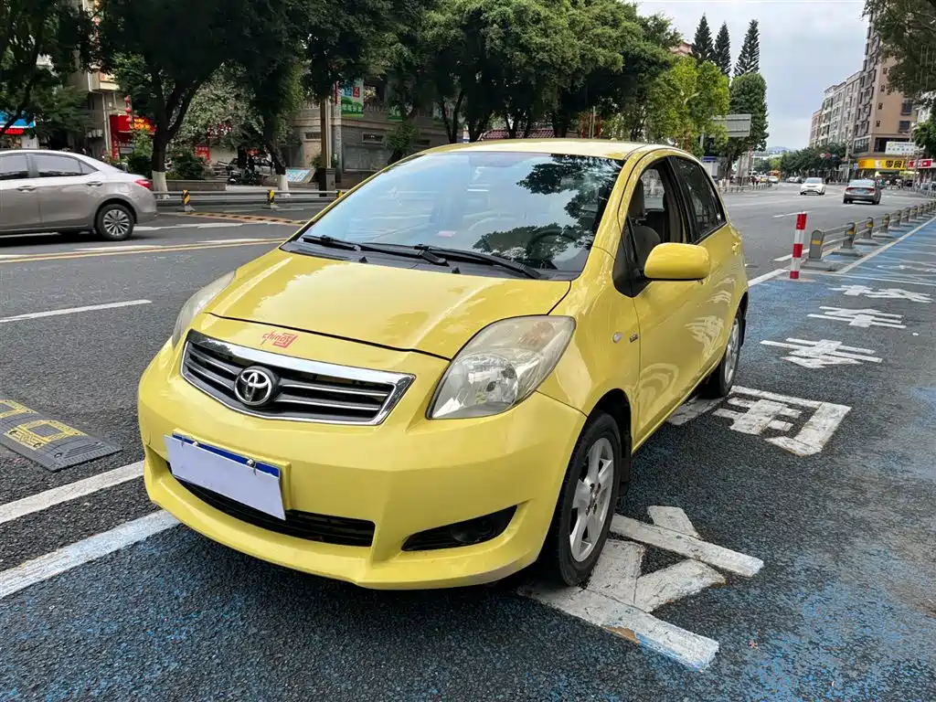 Toyota Yaris 2011 1.6E Auto Charm Edition