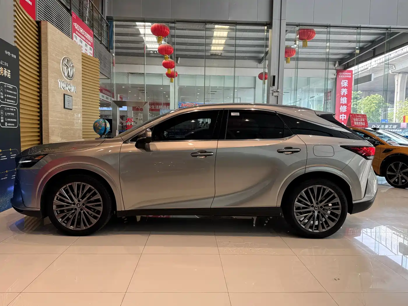 LEXUS RX
