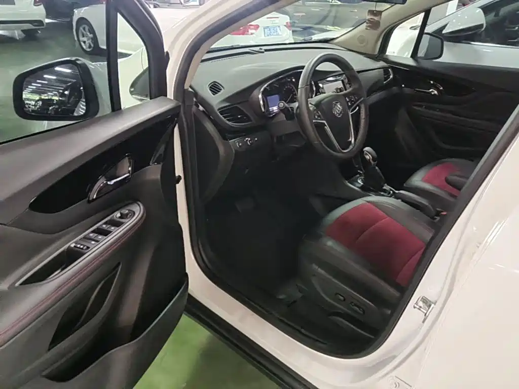 Фото 16 - Buick Encore