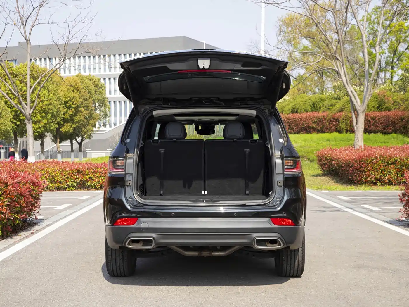 JEEP GRAND COMMANDER