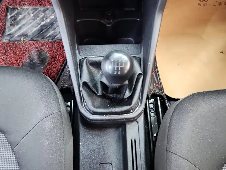 Volkswagen Jetta 2017 1.5L Manual Fashion фото 16