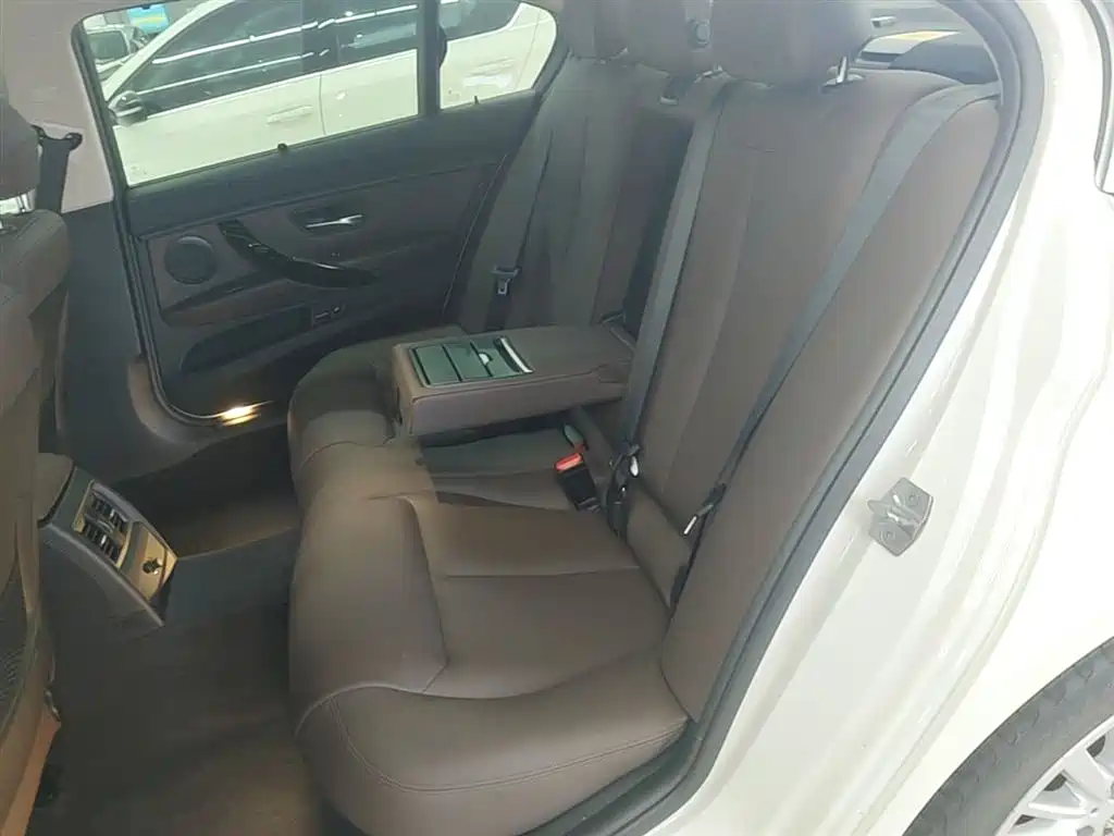 BMW 3 Series 2018 320Li Fashion Style фото 17