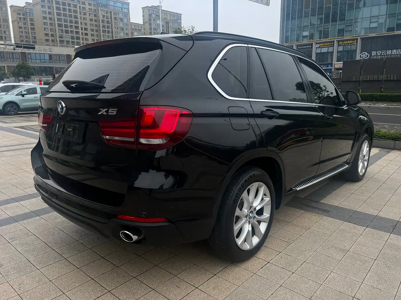 BMW X5 (Import) 2017 xDrive35i Elegance фото 17
