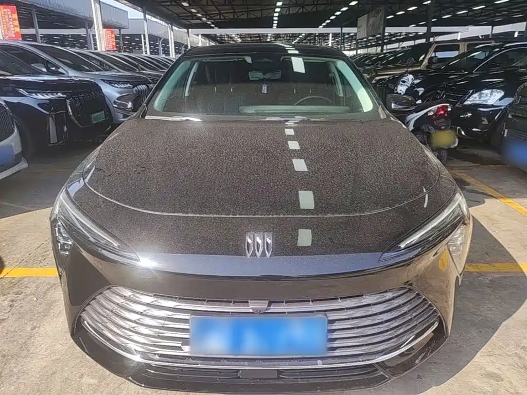 Buick LaCrosse 2023 28T Premium Edition фото 3